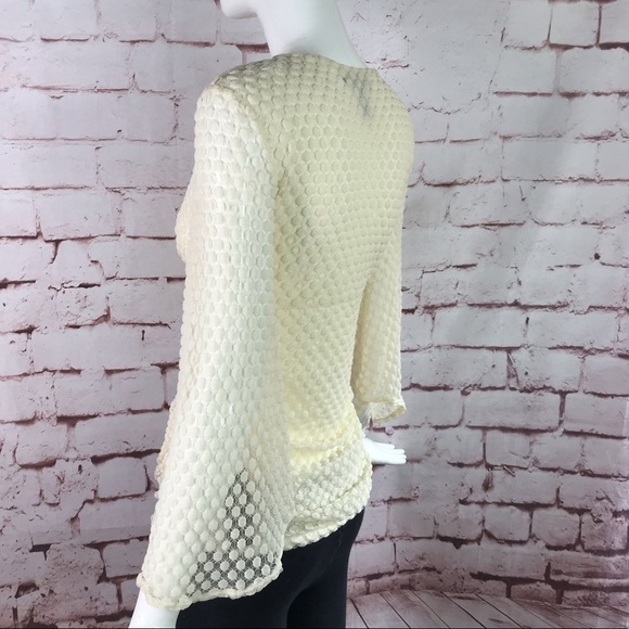STYLE & CO. PETITE Medium faux wrap cream popcorn top Bell Sleeves NEW WITH TAGS - Picture 3 of 12